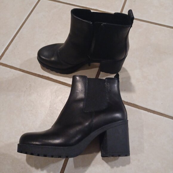 Vagabond Shoemakers Black Chelsea Bootie Boots USA Size 7.5 - Picture 8 of 9